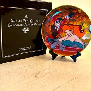 NWT Vintage Warner Bros Harley Quinn and Poison Ivy Collectors Plate